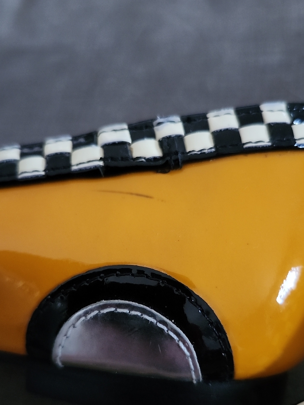 Kate Spade Taxi Flat - Picture 4 of 5